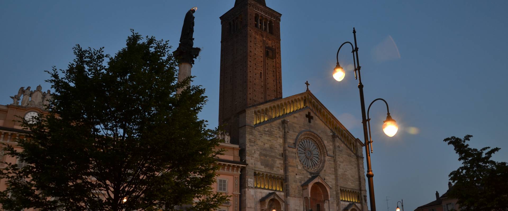 Duomo di Piacenza foto di AF74